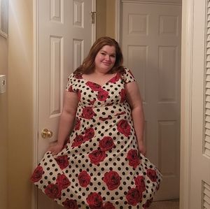 3x Swing polka-dot rose dress